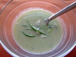 Celerová polévka s hruškami